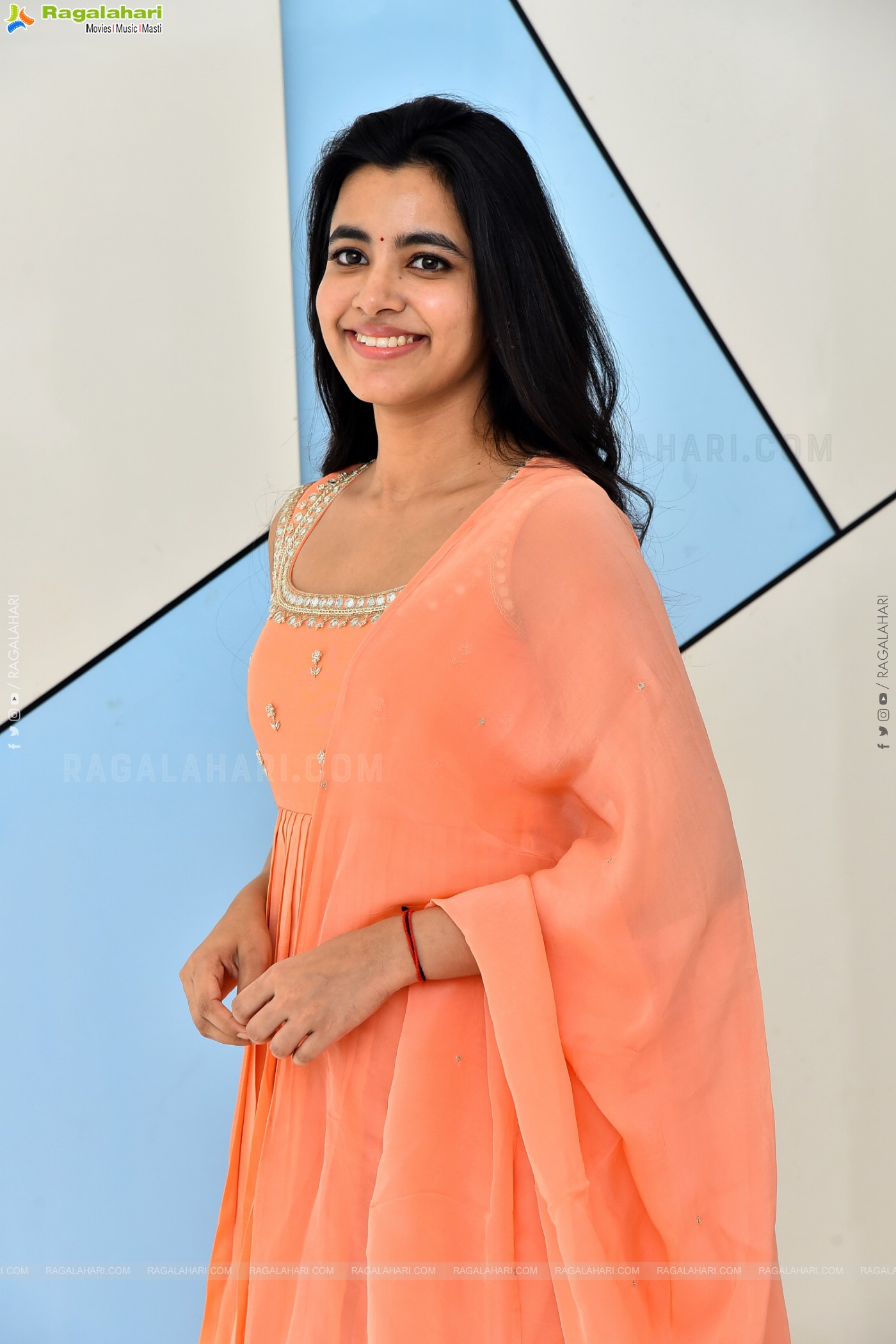 Shivani Nagaram at Hey Balwanth Movie Interview, HD Gallery