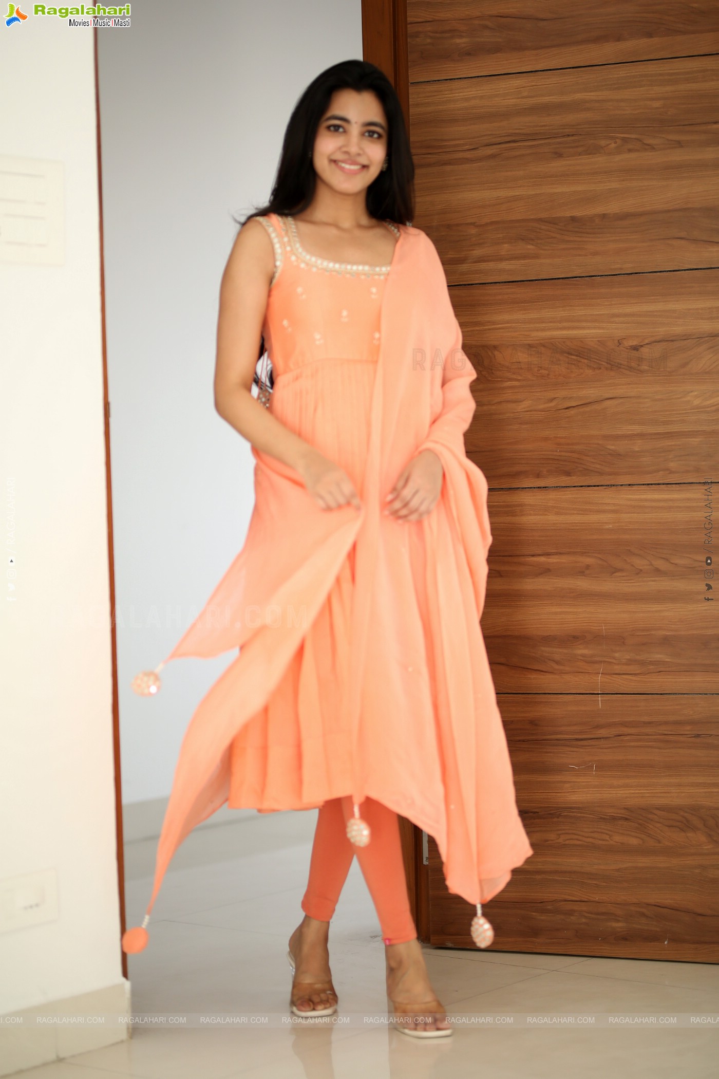 Shivani Nagaram at Hey Balwanth Movie Interview, HD Gallery