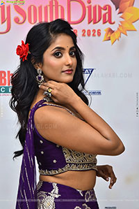 Ulka Gupta at My South Diva Calendar 2026 Launch, HD Gallery
