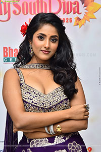 Ulka Gupta at My South Diva Calendar 2026 Launch, HD Gallery
