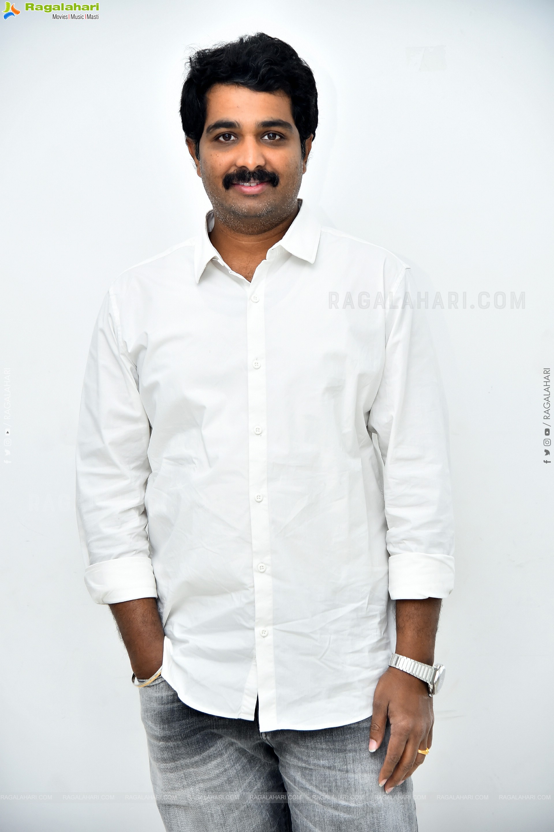 Vamsi Nandipati at Hey Bhagawan Movie Interview, HD Gallery