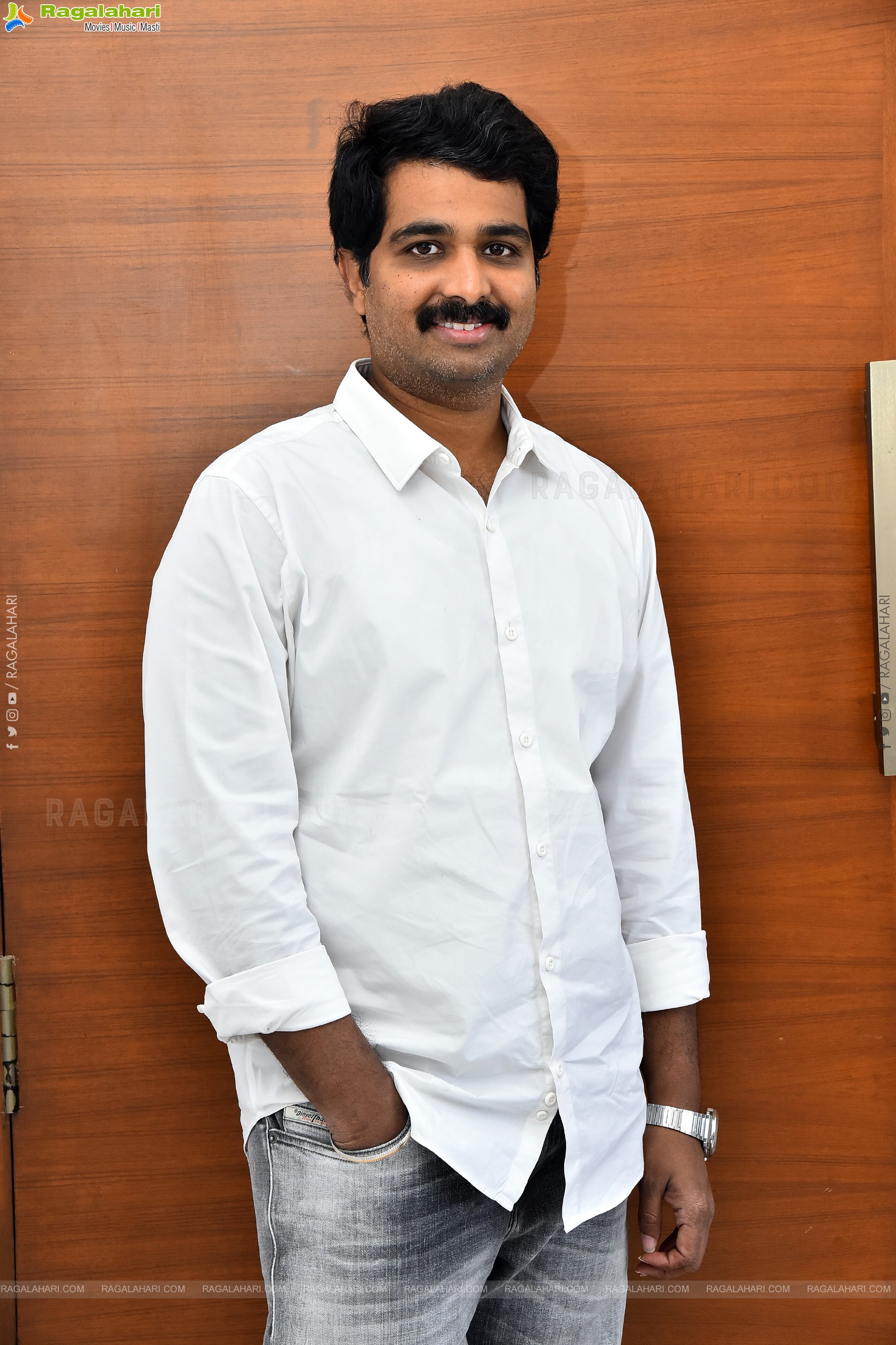 Vamsi Nandipati at Hey Bhagawan Movie Interview, HD Gallery