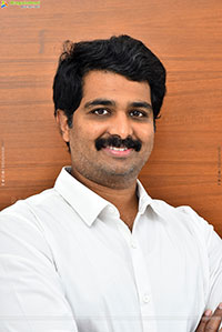 Vamsi Nandipati at Hey Bhagawan Movie Interview, HD Gallery 