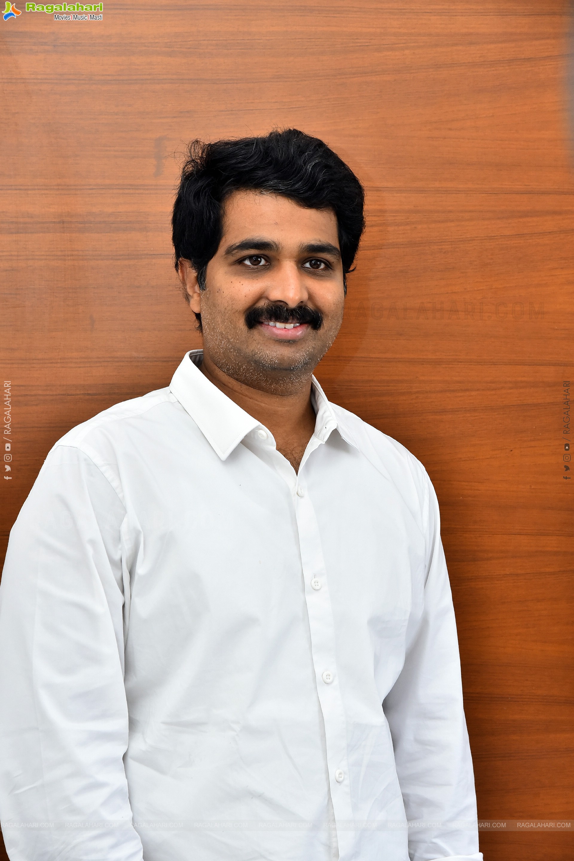 Vamsi Nandipati at Hey Bhagawan Movie Interview, HD Gallery