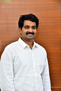 Vamsi Nandipati at Hey Bhagawan Movie Interview, HD Gallery 