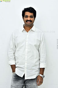 Vamsi Nandipati at Hey Bhagawan Movie Interview, HD Gallery 