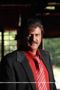 Mohan Babu in Raju Maharaju