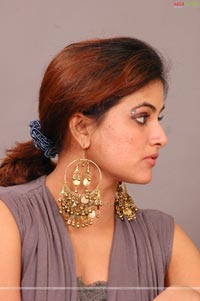 Telugu TV Anchor Ravithreyeni Chowdary Photo Session