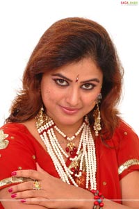 Telugu TV Anchor Ravithreyeni Chowdary Photo Session