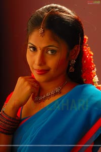 Saira Bhanu Hot Poses