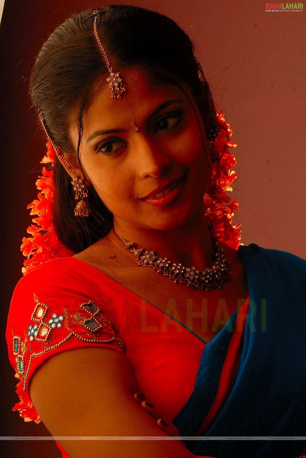 Saira Bhanu in Dhavani ~ SOUTH INDIAN MODELS