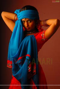 Saira Bhanu Hot Poses