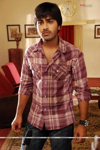 Sharwanand in Raju Maharaju