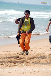 Sharwanand in Raju Maharaju