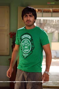 Sharwanand in Raju Maharaju