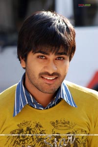 Sharwanand in Raju Maharaju