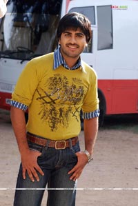 Sharwanand in Raju Maharaju