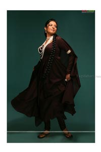 Shweta Munshi/Vainavi Portfolio Pictures