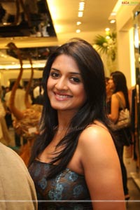 Vimala Raman Photo Gallery