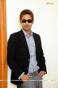 Varun Sandesh at Marocharitra Sets