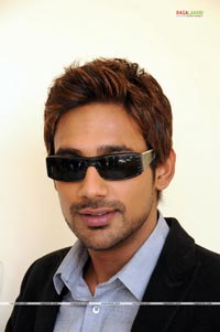 Varun Sandesh at Marocharitra Sets