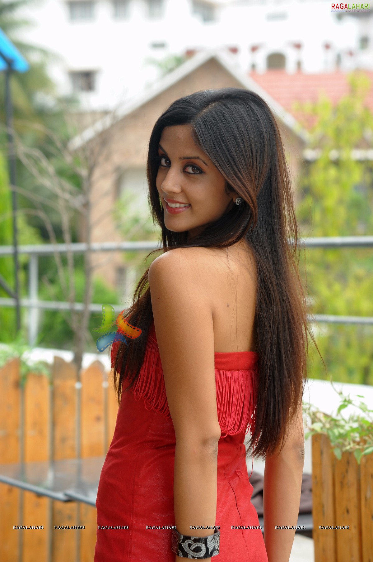 Rithika Sood (Hi-Res)