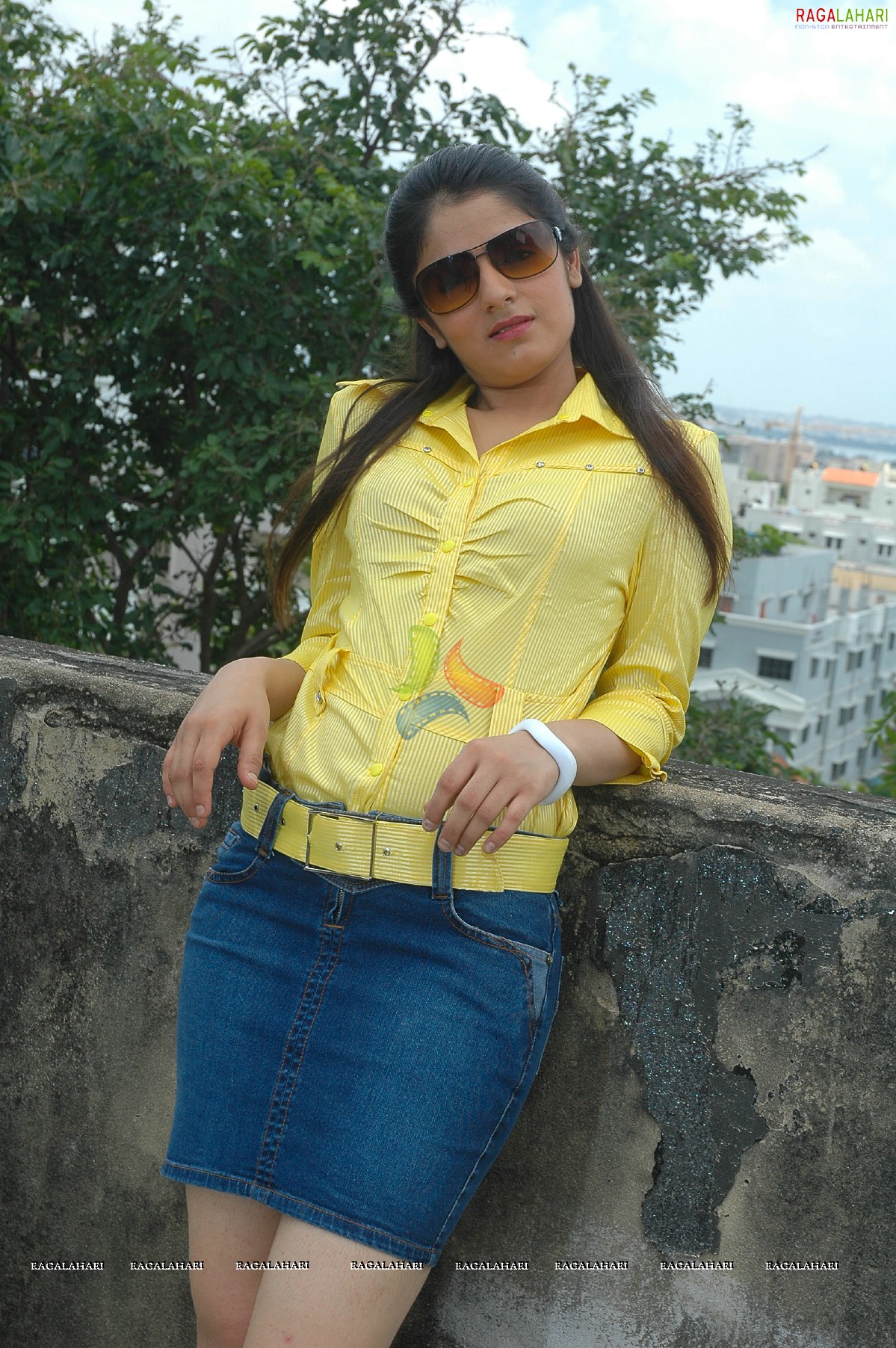 Shefali Sharma (Hi-Res)