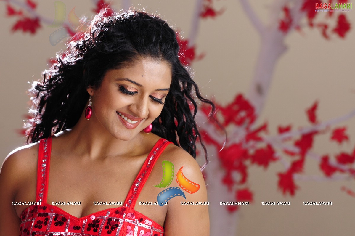 Vimala Raman (Hi-Res)