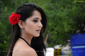 Anushka in Hot Black Dress