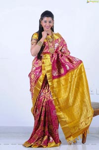 Beautiful Kushik in Saree