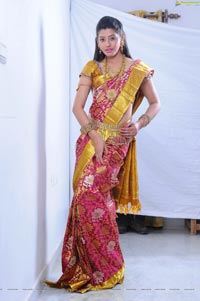 Beautiful Kushik in Saree