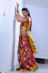 Beautiful Kushik in Saree