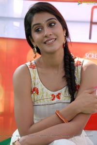 Regina Cassandra in Sleeveless Dress