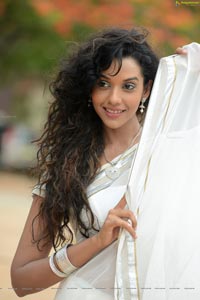 Anupriya Goenka in White Saree