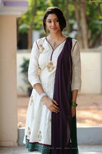 Kollywood Actress Tanvi Vyas 