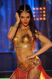 Scarlett Mellish Wilson in Shangai