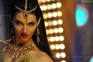 Scarlett Mellish Wilson in Shangai