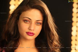 Sneha Ullal Action 3D Hot