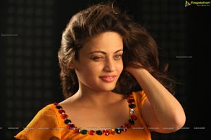 Sneha Ullal Action 3D Hot