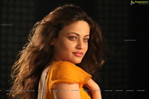 Sneha Ullal Action 3D Hot