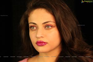 Sneha Ullal Action 3D Hot