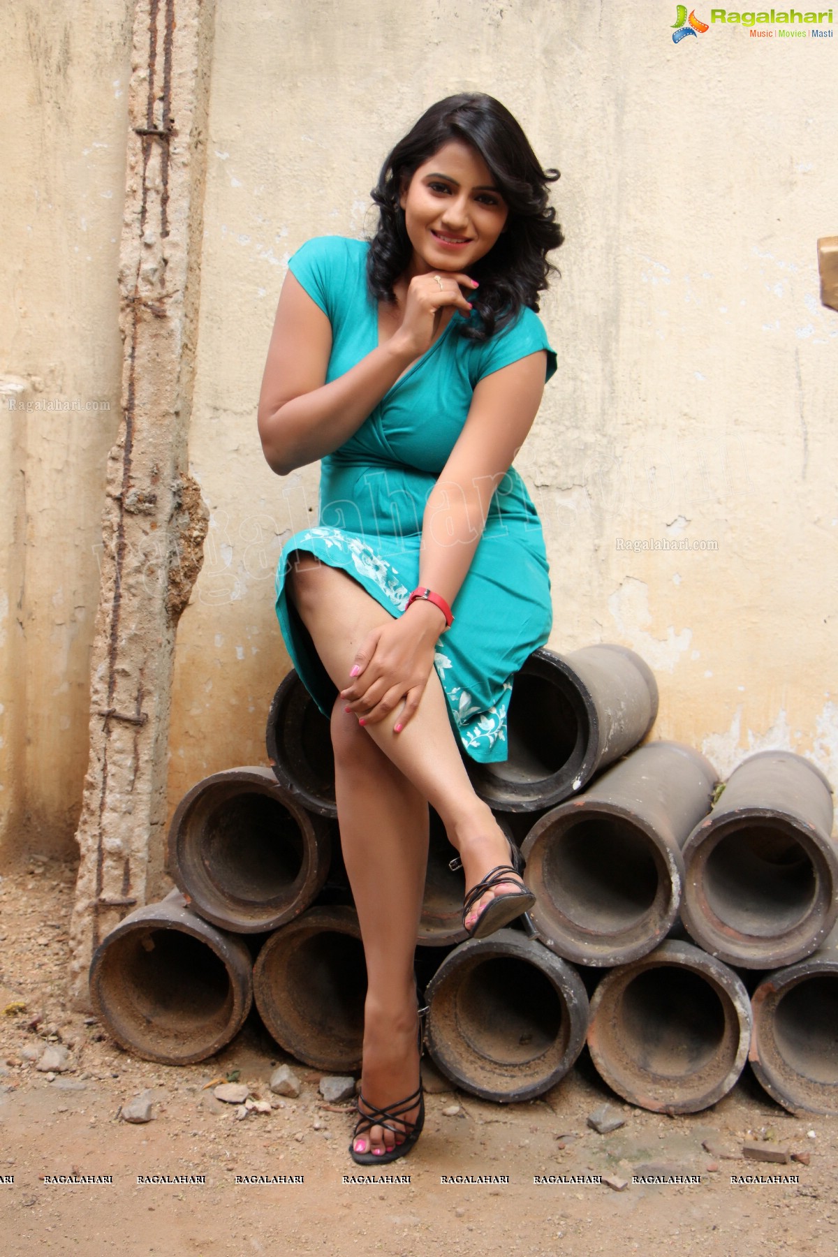 Tanusha (Exclusive)