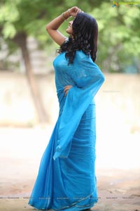 Tashu Kaushik in Blue Saree