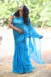 Tashu Kaushik in Blue Saree