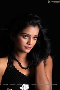 Telugu Heroine Maheshwari Photos