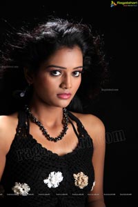 Telugu Heroine Maheshwari Photos