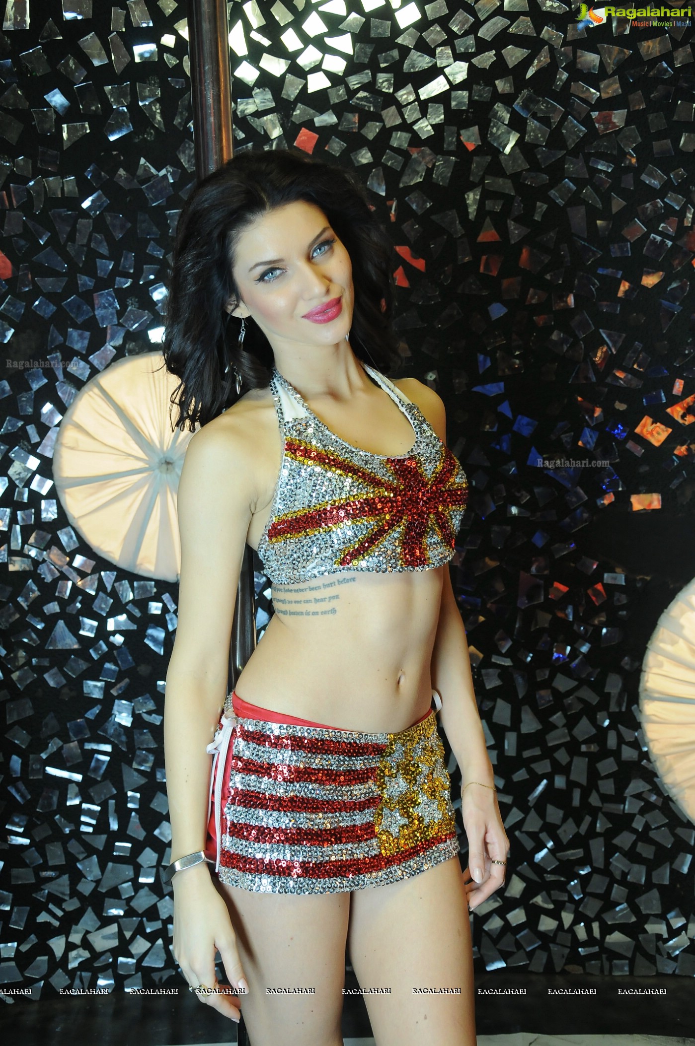 Scarlett Mellish Wilson (Posters)