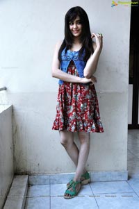 Adah Sharma Pics